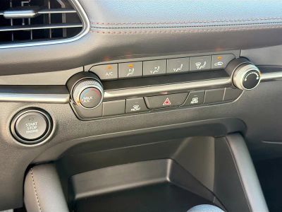 2026 Mazda Mazda3 — photo 32 view