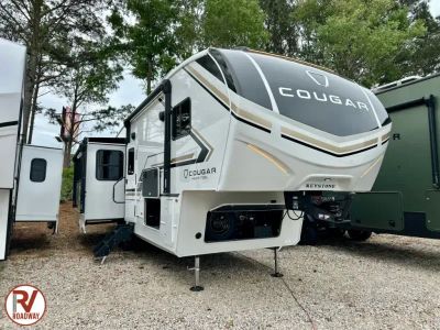 2026 Cougar Half-Ton 28RLI - Photo 1