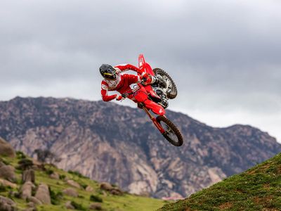 2026 Honda CRF250R - Photo 17