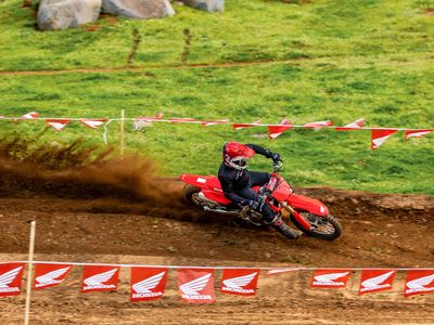 2026 Honda CRF250R - Photo 14