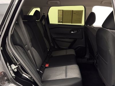 2025 Nissan Rogue - Photo 30