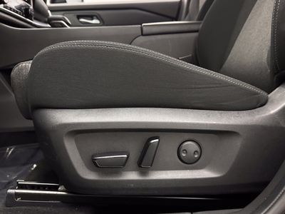 2025 Nissan Rogue - Photo 12