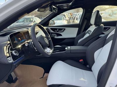 2026 Mercedes-Benz E-Class - Photo 4