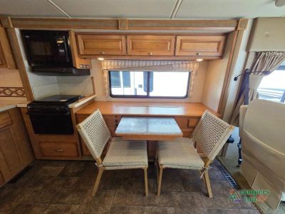 2014 Winnebago Vista — photo 33 view