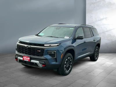 2026 Chevrolet Traverse — front three-quarter view