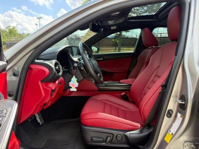 2023 Lexus IS - Photo 23