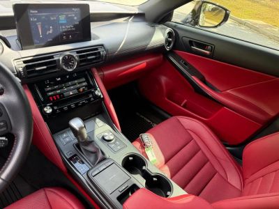 2023 Lexus IS - Photo 32