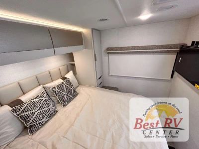2027 Thor Motor Coach Vegas - Photo 54