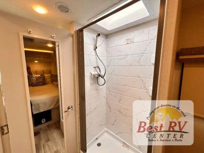 2027 Thor Motor Coach Vegas - Photo 62