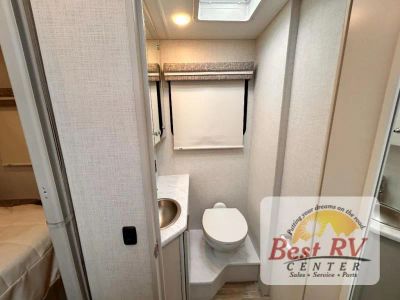 2027 Thor Motor Coach Vegas - Photo 67