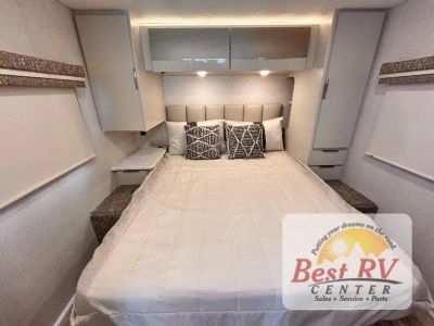 2027 Thor Motor Coach Vegas - Photo 43
