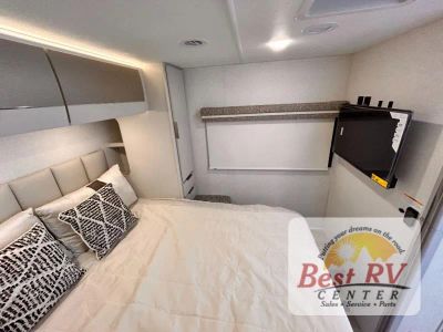2027 Thor Motor Coach Vegas - Photo 55