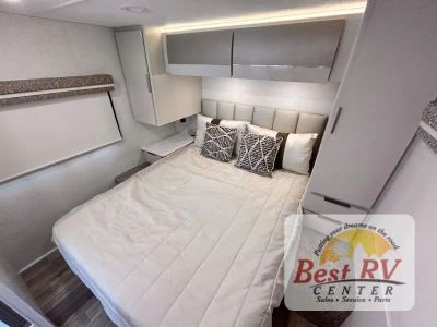 2027 Thor Motor Coach Vegas - Photo 44