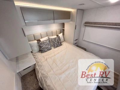 2027 Thor Motor Coach Vegas - Photo 52