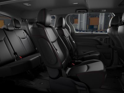 2026 Toyota Sienna - Photo 2