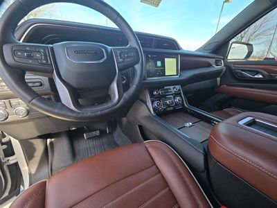 2024 GMC Yukon - Photo 12