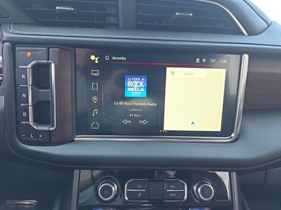 2024 GMC Yukon - Photo 11