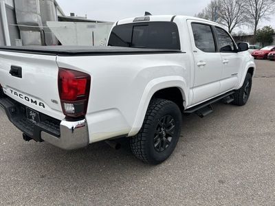 2020 Toyota Tacoma - Photo 3