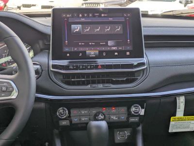 2026 Jeep Compass — photo 16 view