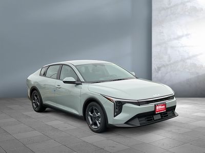 2026 Kia K4 — photo 8 view