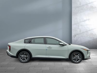 2026 Kia K4 — photo 7 view