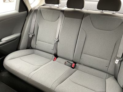 2026 Kia K4 — photo 18 view