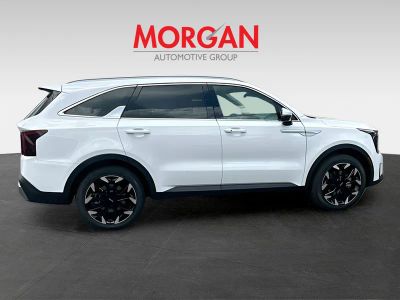 2026 Kia Sorento — photo 8 view