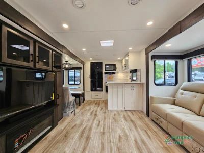 2027 Venture RV SportTrek Touring Edition — photo 11 view