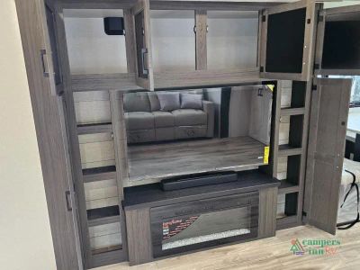 2027 Venture RV SportTrek Touring Edition — photo 44 view