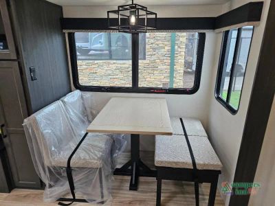 2027 Venture RV SportTrek Touring Edition — photo 33 view