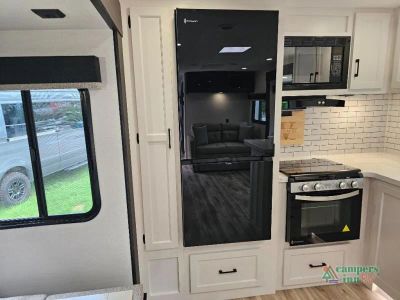 2027 Venture RV SportTrek Touring Edition — photo 28 view