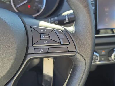 2025 Nissan Versa — photo 32 view
