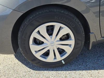 2025 Nissan Versa — photo 34 view