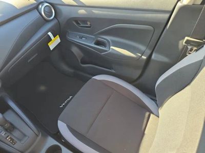 2025 Nissan Versa — photo 17 view
