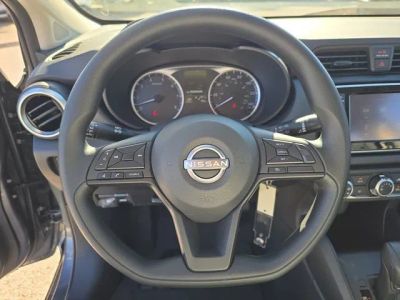 2025 Nissan Versa — photo 30 view