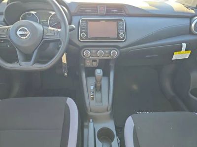 2025 Nissan Versa — photo 16 view