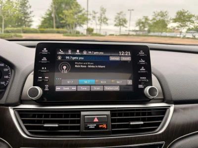 2018 Honda Accord - Photo 16