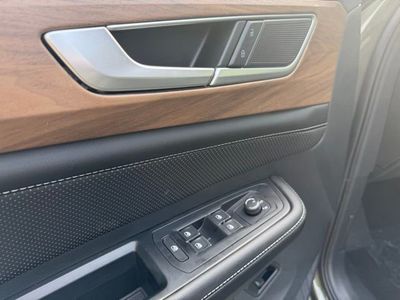 2026 Volkswagen Atlas - Photo 13