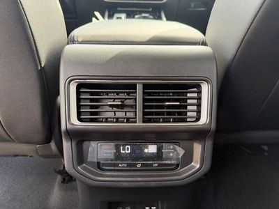 2026 Volkswagen Atlas - Photo 8