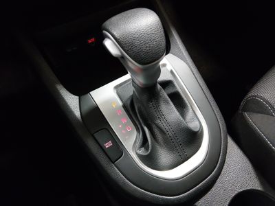 2024 Kia Forte — photo 19 view