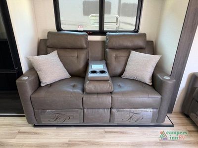 2026 Venture RV SportTrek Touring Edition — photo 27 view