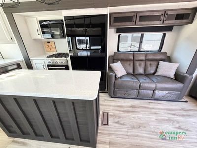 2026 Venture RV SportTrek Touring Edition — photo 18 view