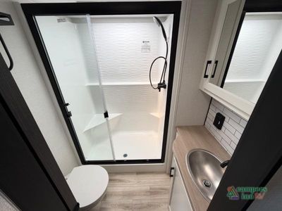 2026 Venture RV SportTrek Touring Edition — photo 32 view