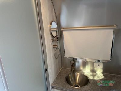 2025 Airstream International - Photo 36