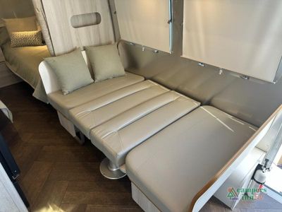 2025 Airstream International - Photo 44