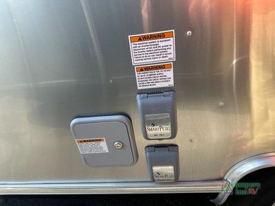 2025 Airstream International - Photo 8