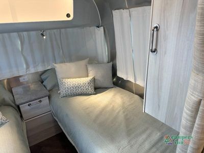 2025 Airstream International - Photo 26