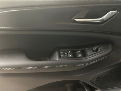 2025 Jeep Grand Cherokee L - Photo 11