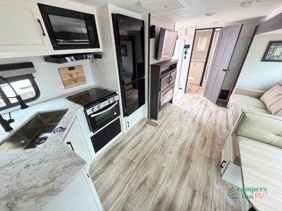 2026 Venture RV Stratus - Photo 2