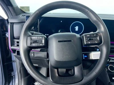 2025 Hyundai Santa Fe — photo 15 view